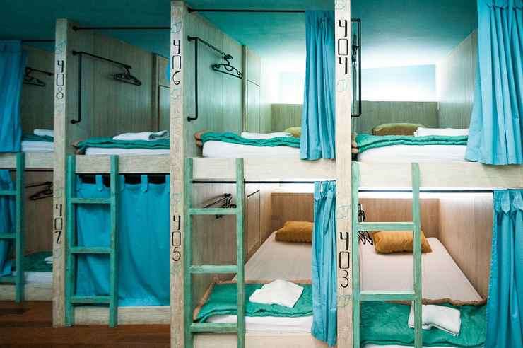 Nau Here Hostel