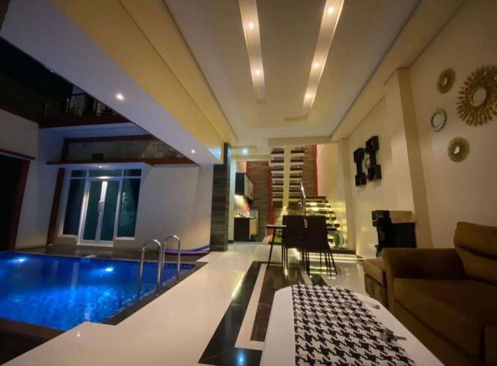 Villa Arsyfa - Vila dengan private pool di Yogyakarta