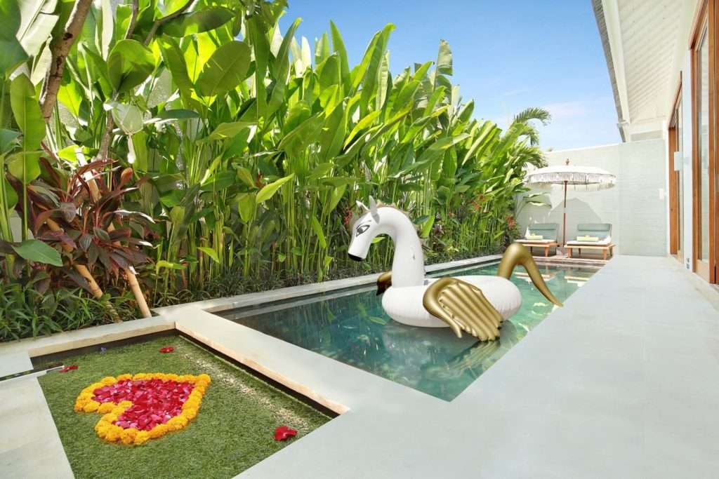 Astera Villa Seminyak - Vila dengan private pool di Kuta