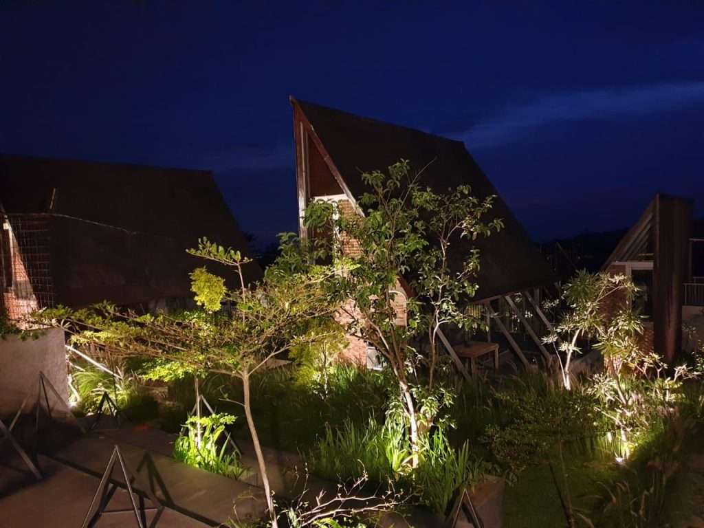 Villa Tibra - Vila romantis di Bandung