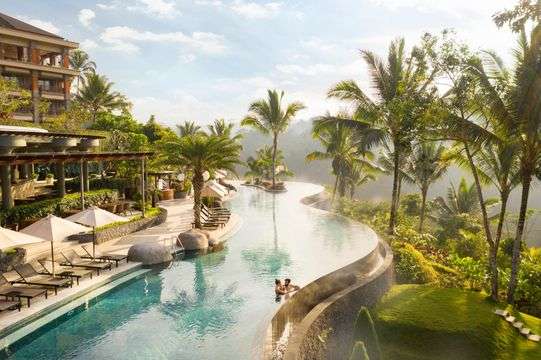 10 Rekomendasi Hotel dengan Infinity Pool Terbaik di Ubud, Mas Bellboy