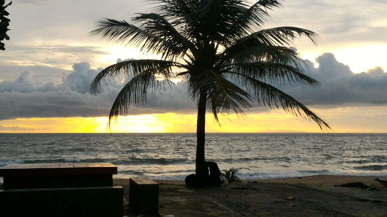 Penginapan di Anyer Mulai dari 100 Ribuan, Mas Bellboy