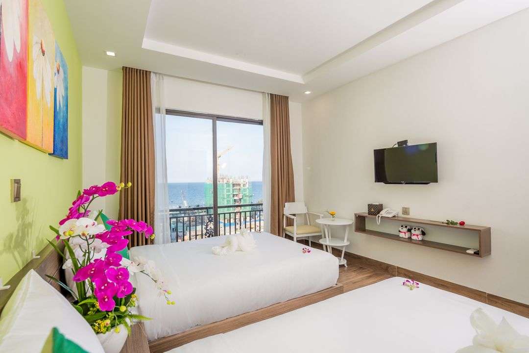 Raon Danang Beach Hotel