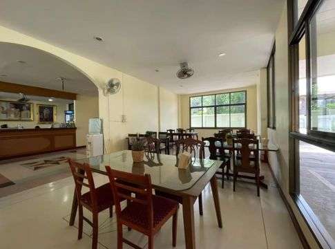 Tonkhoon Hotel