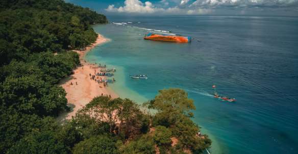 8 Hotel Pangandaran yang Ada Kolam Renang dan Fasilitas Lengkap, Mas Bellboy