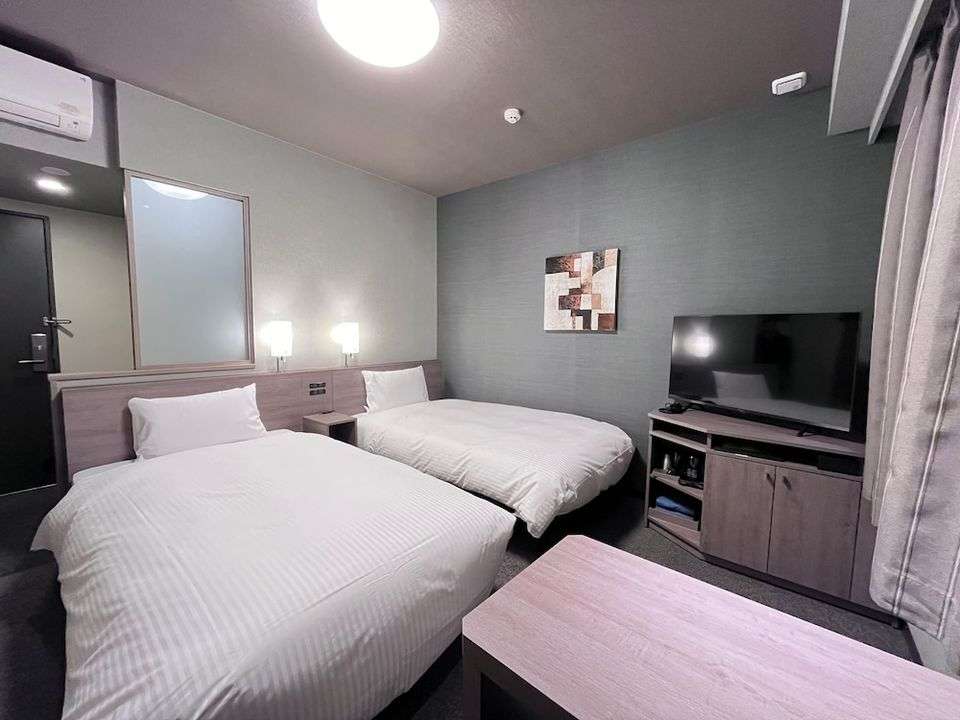โรงแรมรูทอินน์ คุวานะ (Hotel Route Inn Kuwana)