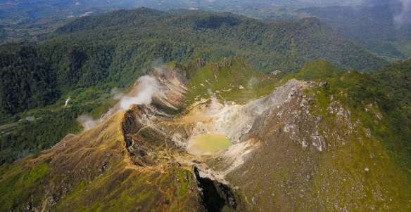 Gunung Sibayak: Panduan Lengkap Pendakian & Wisata Alam di Sumatera Utara, Xperience Team