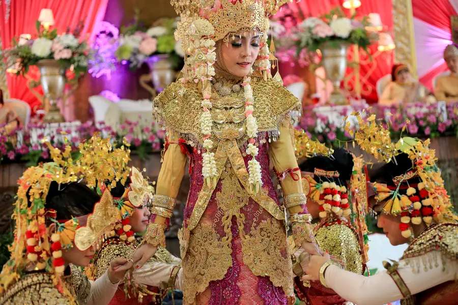 Snapshot Budaya: Pakaian Adat Palembang dalam Sekilas, Mas Bellboy