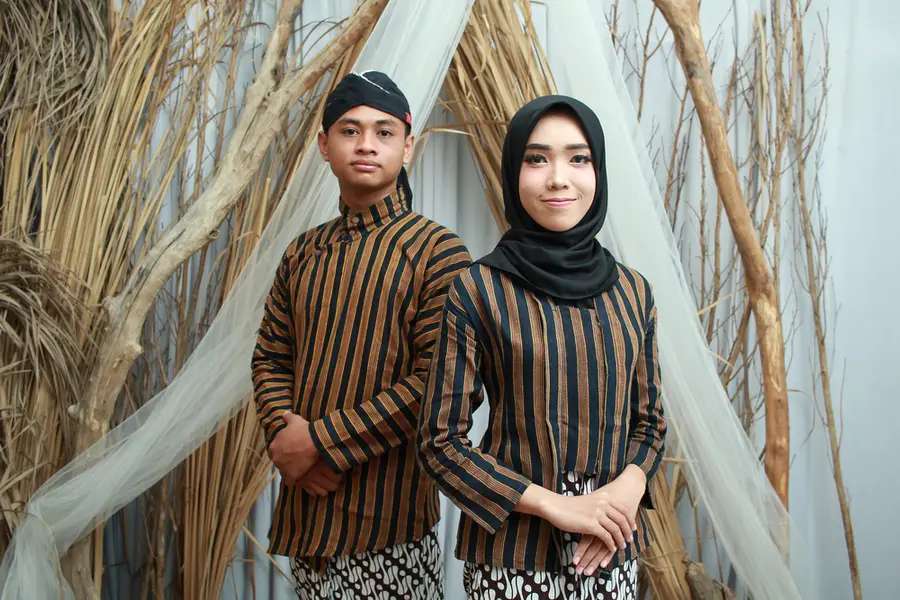Snapshot Budaya: Pakaian Adat Sleman dalam Sekilas, Mas Bellboy
