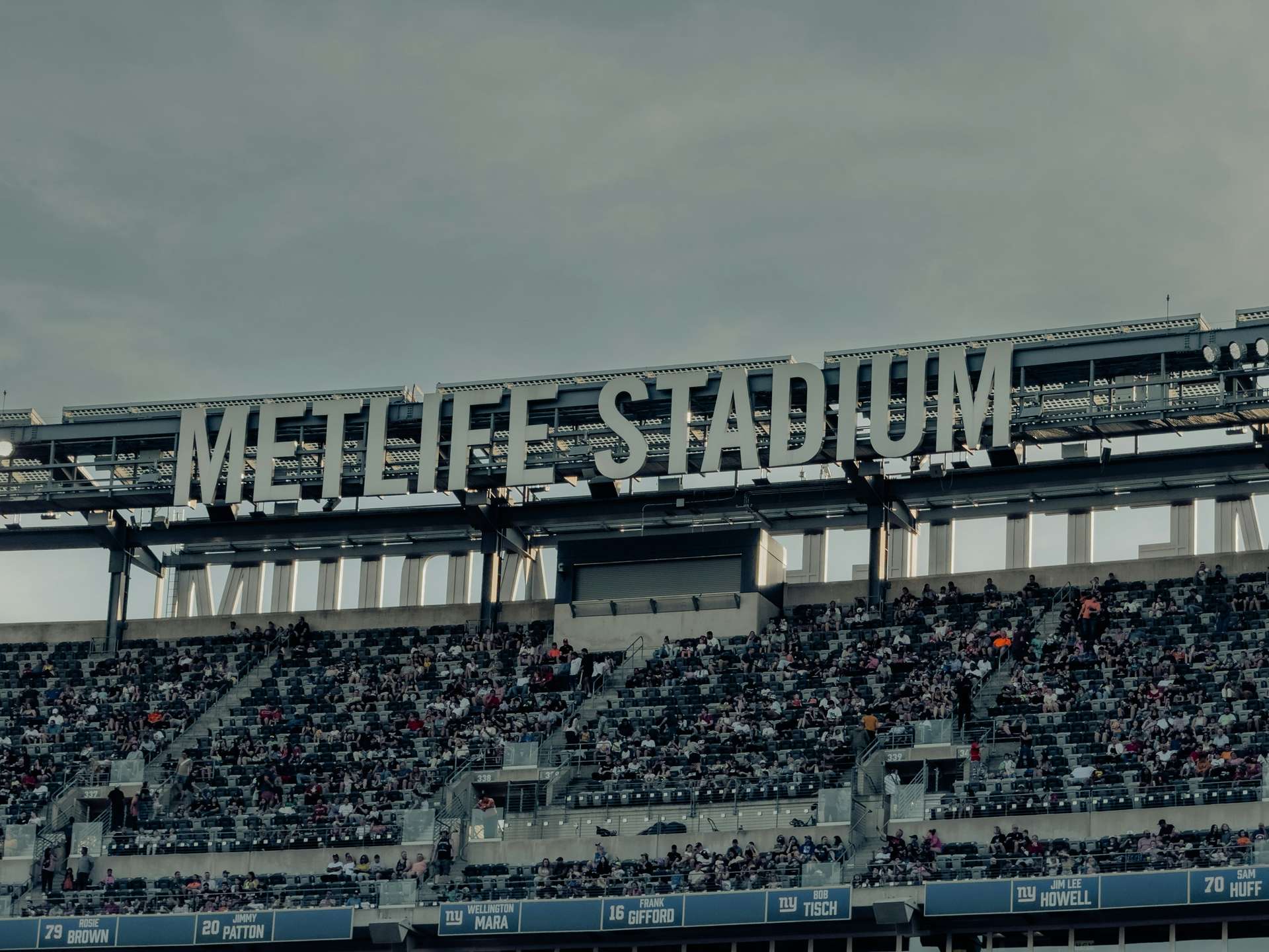 How to Get to MetLife Stadium for the 2026 FIFA World Cup Final: NJ Transit, Shuttles and Parking Guide, Traveloka Xperience
