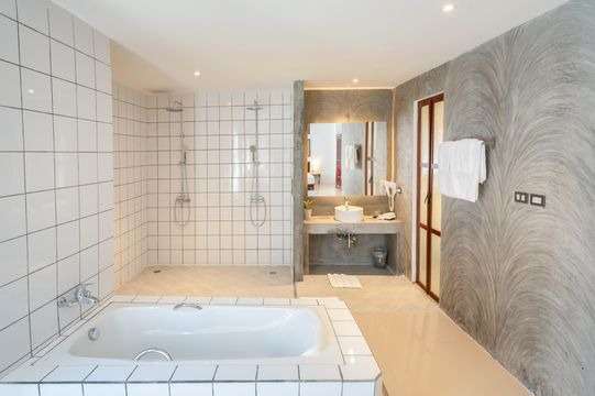 S2 Modern Boutique Hotel