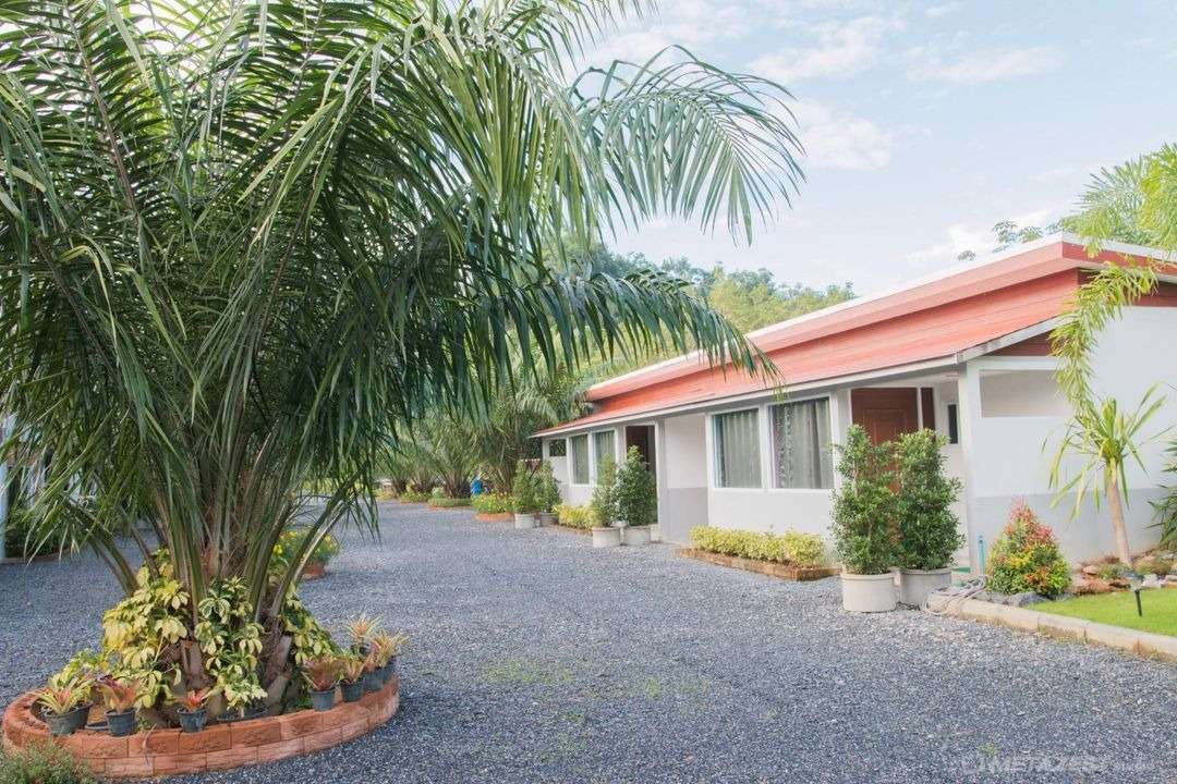 Great Hill Resort