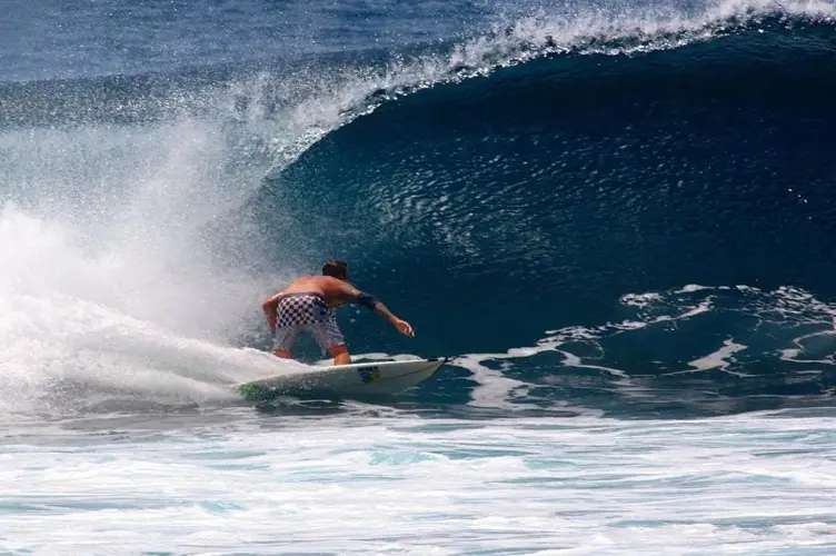 Sanur Surf Guide: Best Breaks, Conditions, Season, and Places to Stay, Traveloka Accomodation