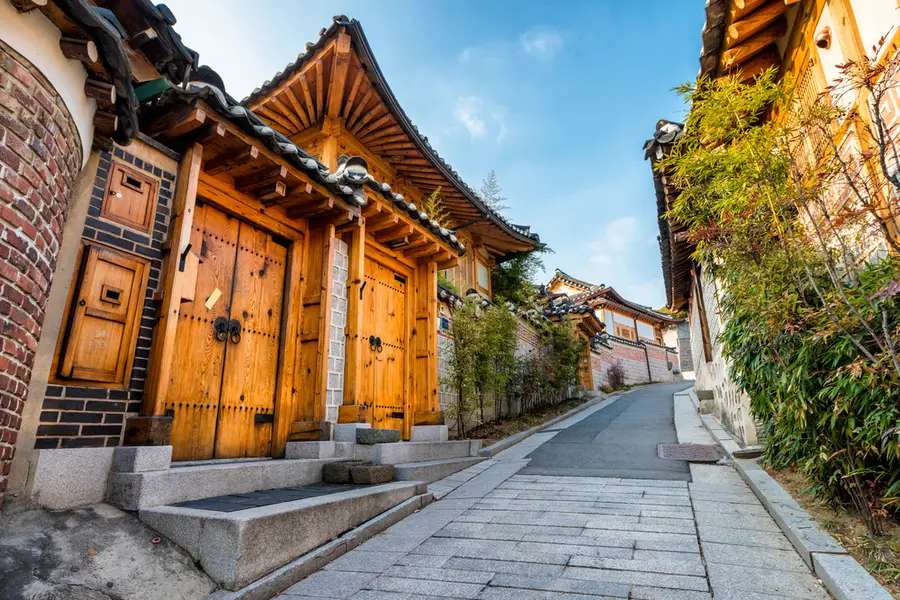 Best Time to Visit South Korea: Choose the Right Season for Your Korean Adventure, Traveloka Accomodation