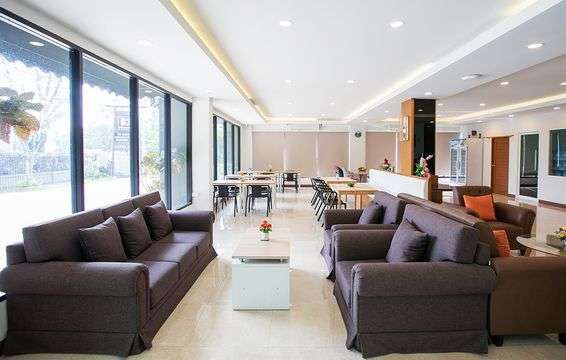 B2 Sriracha Premier Hotel
