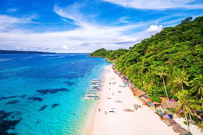 Senggigi, Lombok: The Complete Guide to Lombok's Original Beach Town, Traveloka Accomodation