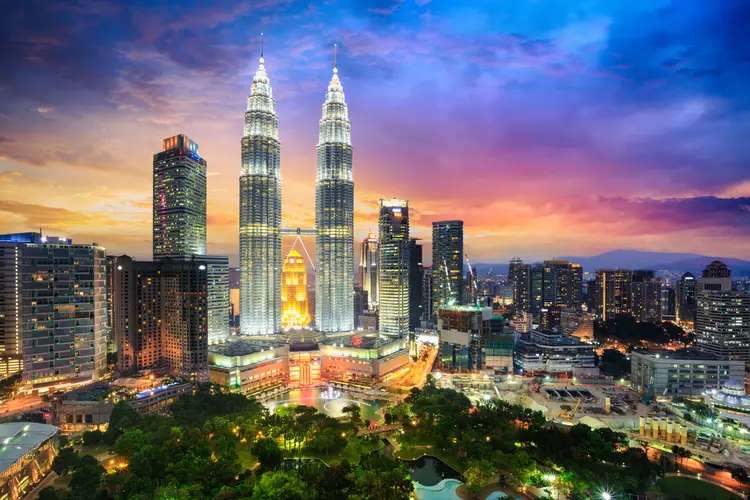When is The Best Time to Visit Kuala Lumpur: Month-by-Month Guide for Travelers, Traveloka Accomodation