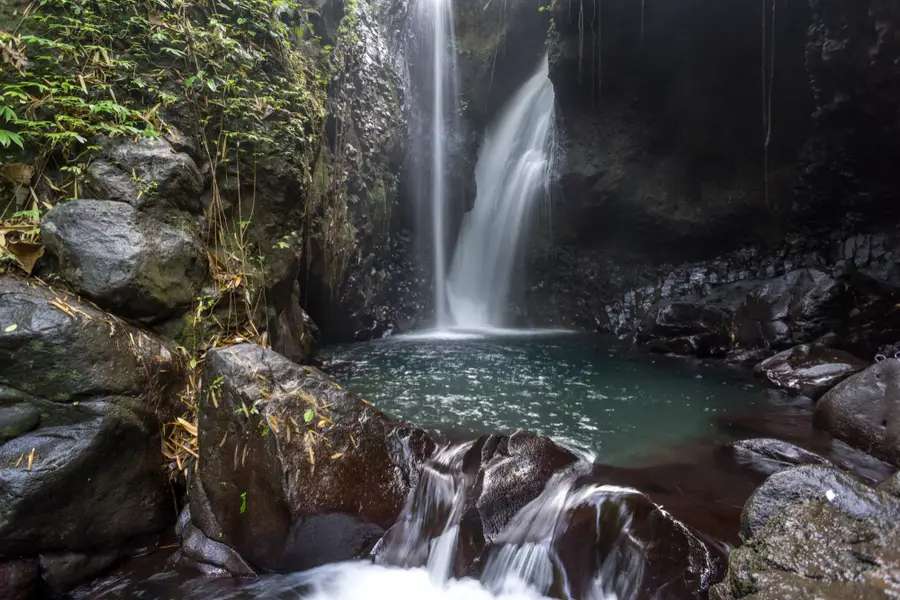 Lepoh Waterfall: Lepoh Waterfall: A Scenic Hike in Hulu Langat, Traveloka MY