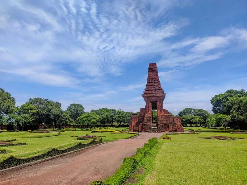 Candi Bangkal, Menara Bata Merah Peninggalan Majapahit di Mojokerto, Waktu baca 4 menit