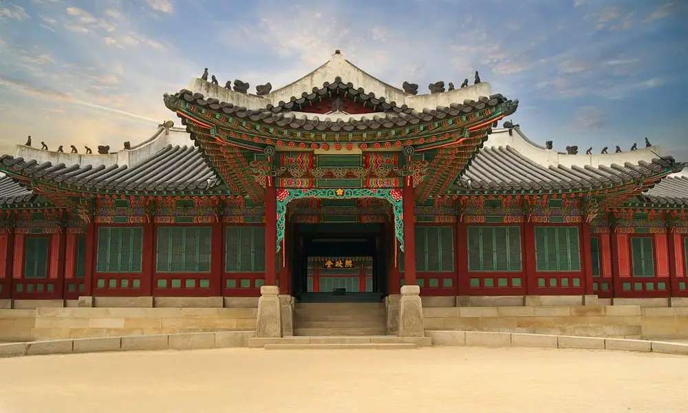 Istana Changdeok: Pesona Wisata Istana Bersejarah di Seoul, Traveloka Team