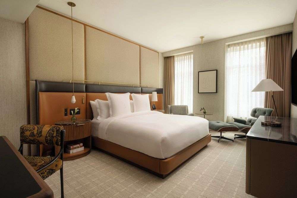 Four Seasons Hotel New York Downtown