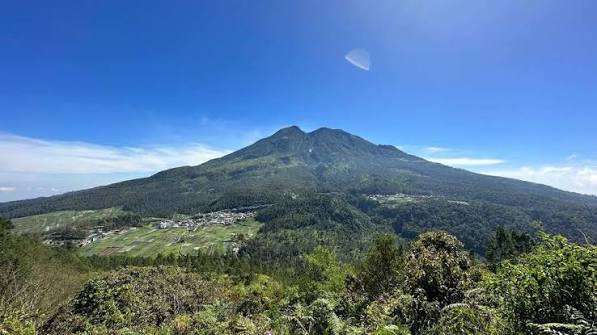 Pesona Telaga Wahyu, Surga Tersembunyi di Lereng Gunung Lawu, Traveloka Accomodation