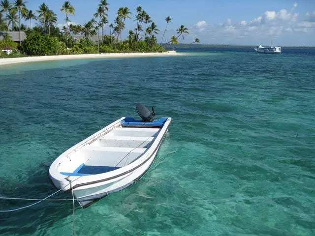 Pesona Pulau Tomia: Surga Bahari Tersembunyi di Wakatobi, Traveloka Accomodation