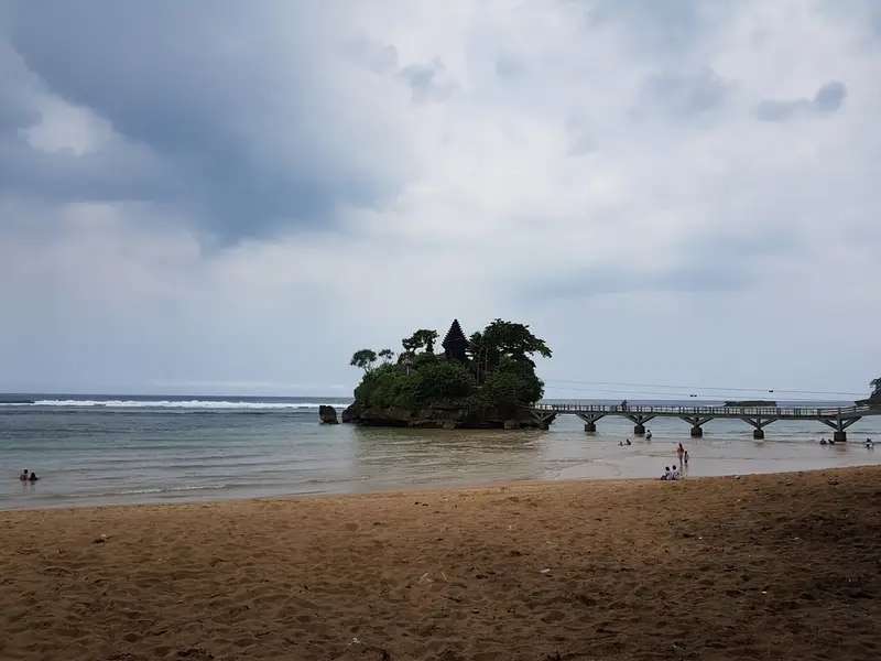 Pesona Pulau Lae Lae Makassar: Wisata Pesisir Unik dan Panduan Perahu, Traveloka Accomodation