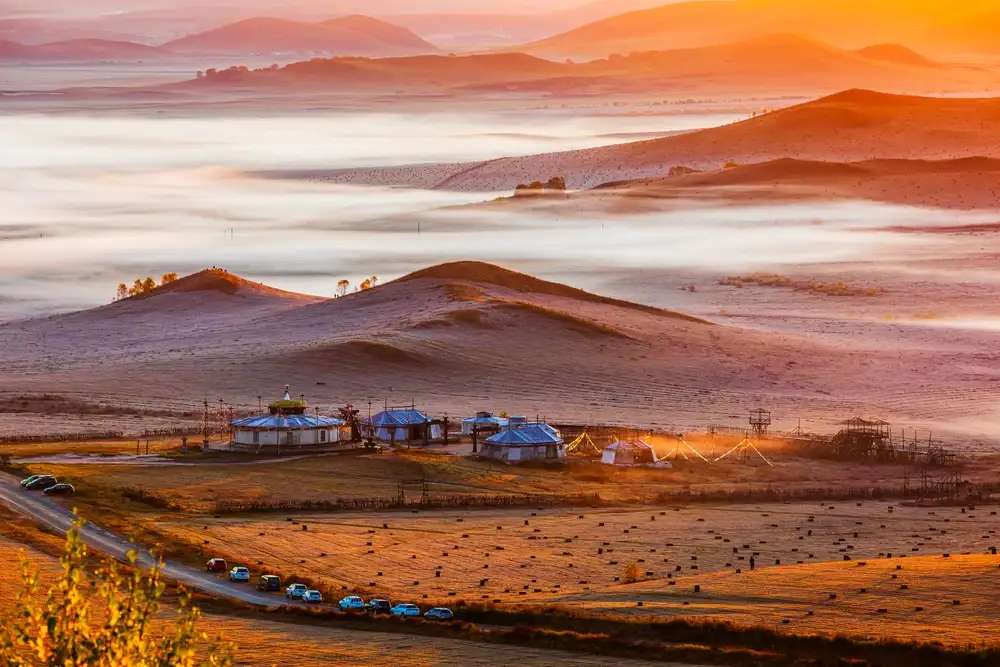 Mata Uang Mongolia: Mengenal Tögrög, Pecahan, dan Tips Membayar di Sana, Traveloka Accomodation