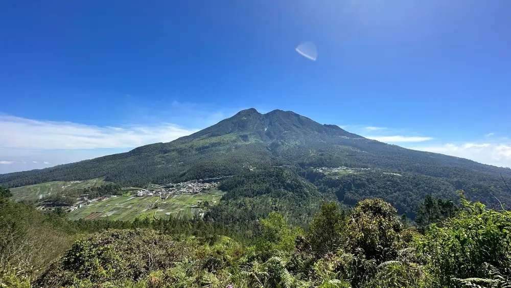 Menikmati Sejuknya Cemoro Kandang, Gerbang Pendakian Gunung Lawu di Karanganyar, Traveloka Team