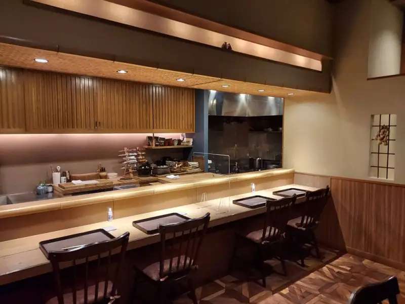 6 Omakase Bandung, Tempat Seru untuk Menikmati Hidangan Jepang, Traveloka Team