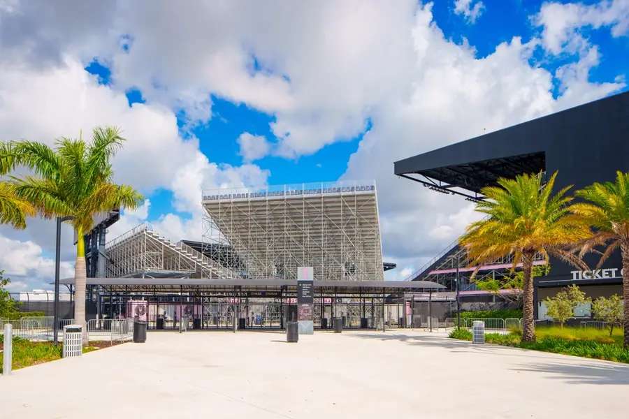 Hard Rock Stadium, Landmark Ikonik di Miami yang Ramah Lingkungan, Traveloka Team
