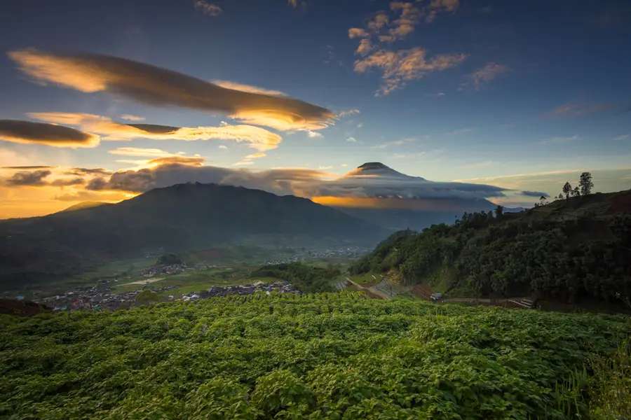 Menjelajahi Candi Bima, Wisata Sejarah di Dataran Tinggi Dieng, Traveloka Team