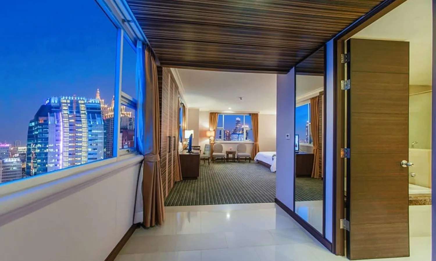 Khách sạn The Berkeley Hotel Pratunam 