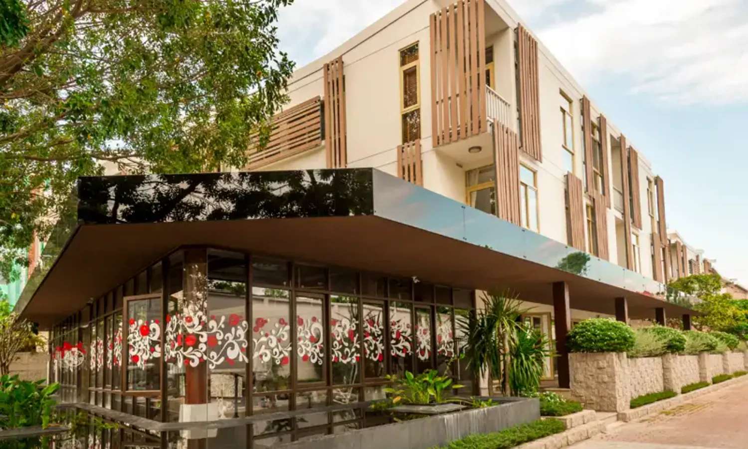 Khu nghỉ dưỡng Glenwood City Resort Thủ Đức